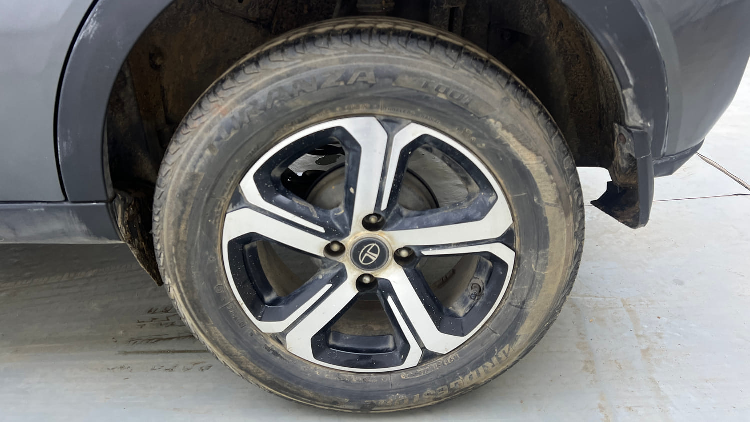 Used 2023 Tata Nexon XZ Plus (L) Petrol Manual tyres LEFT REAR TYRE RIM VIEW