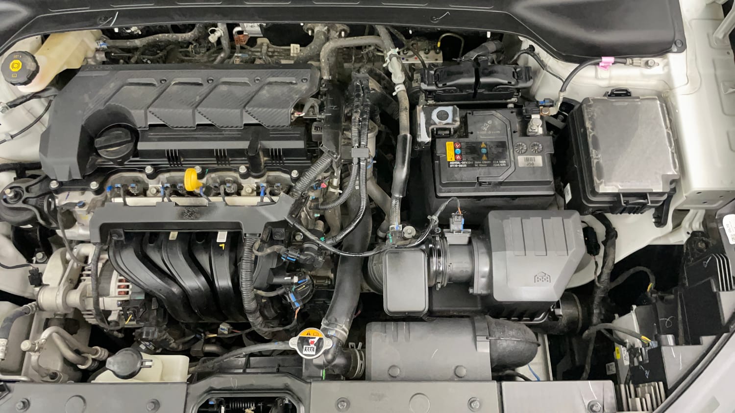 Used 2025 Hyundai Creta 1.5 MPi Petrol MT SX(O) Petrol Manual engine ENGINE LEFT SIDE VIEW
