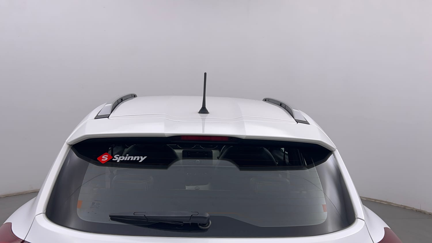 Used 2021 Nissan Magnite XL Petrol Manual exterior BACK WINDSHIELD VIEW