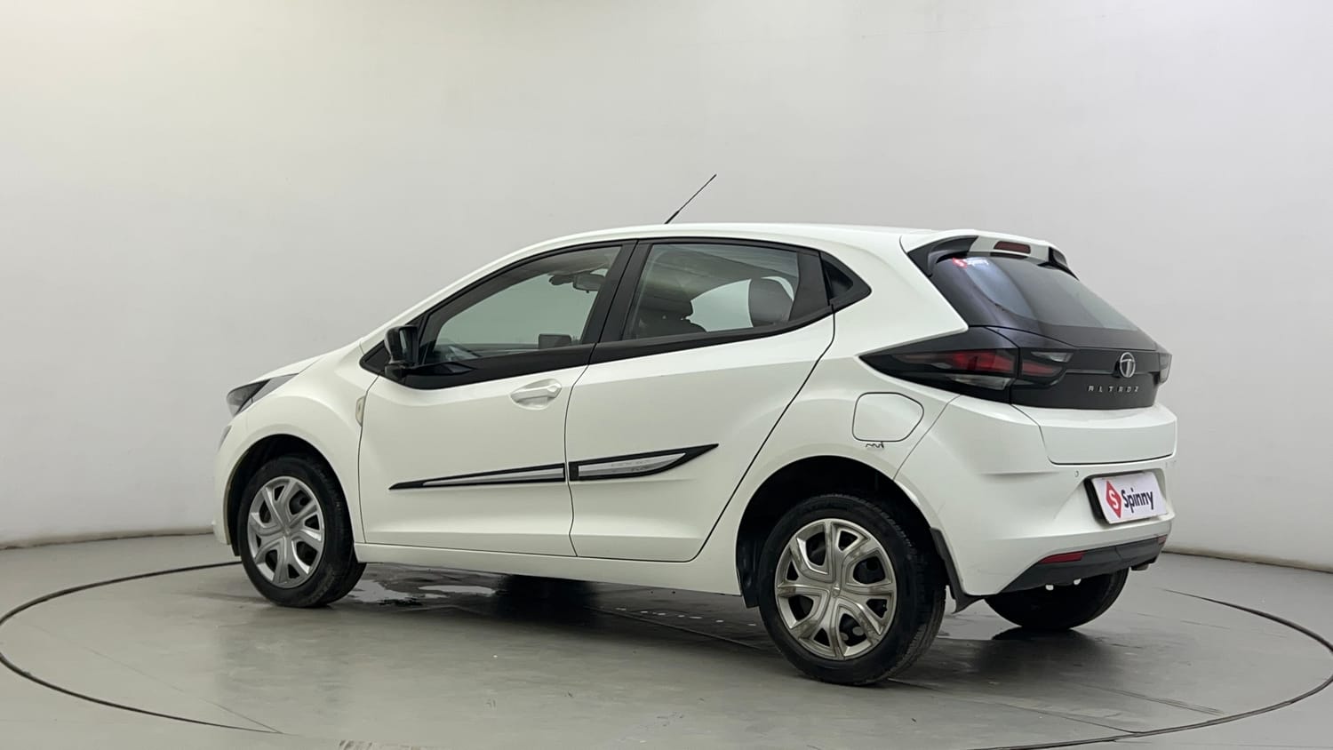 Used 2022 Tata Altroz XT Petrol Petrol Manual exterior LEFT REAR CORNER VIEW