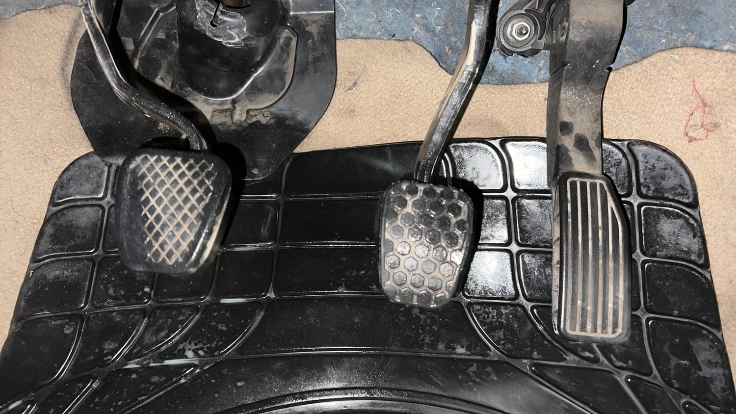 Used 2014 Honda City V Petrol Manual interior PEDALS VIEW