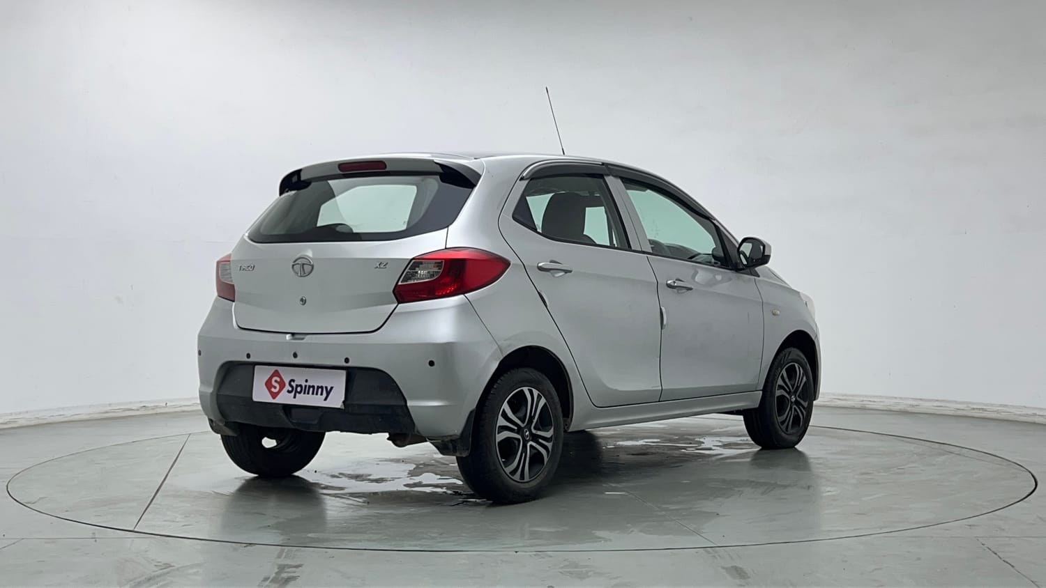 Used 2019 Tata Tiago Revotron XZ Petrol Manual exterior RIGHT REAR CORNER VIEW