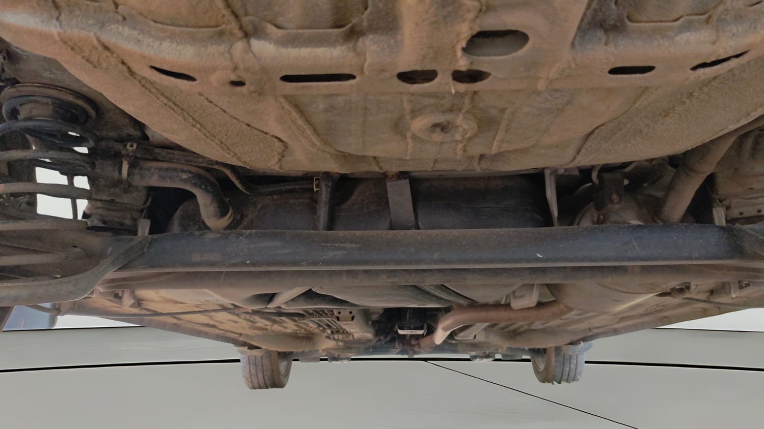 Used 2022 Honda Amaze VX CVT 1.2 Petrol Petrol Automatic extra REAR UNDERBODY VIEW (TAKEN FROM REAR)