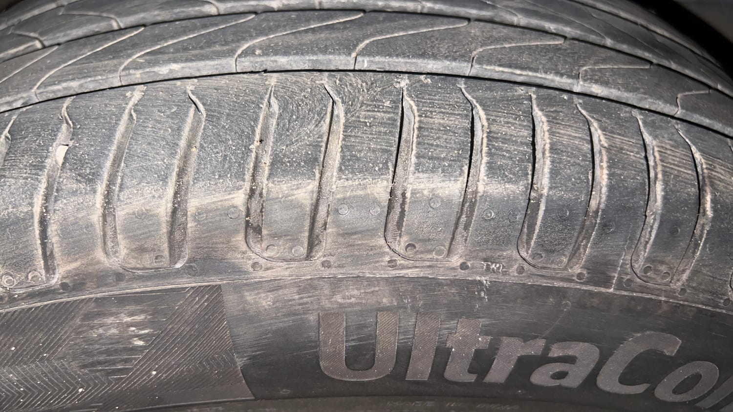 Used 2019 kia Seltos GTX Plus DCT 1.4 Petrol Automatic tyres RIGHT FRONT TYRE TREAD VIEW