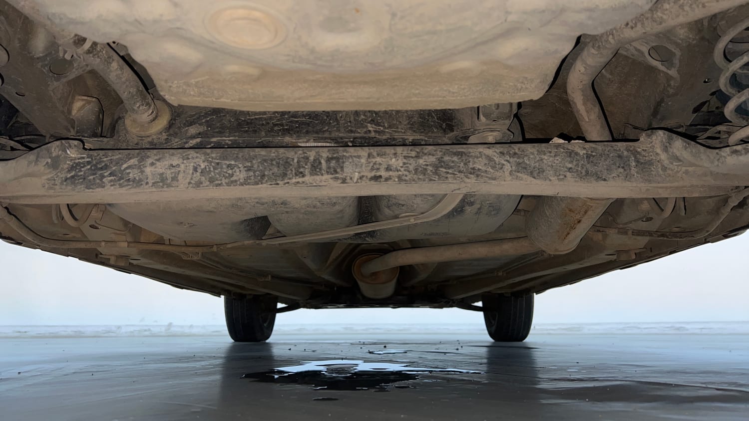 Used 2019 Maruti Suzuki S-Presso VXi Plus AMT Petrol Automatic extra REAR UNDERBODY VIEW (TAKEN FROM REAR)