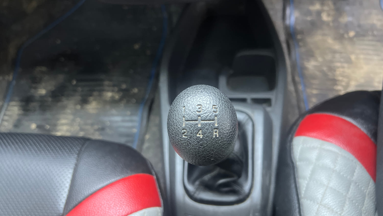 Used 2020 Maruti Suzuki Alto 800 VXi Petrol Manual interior GEAR  KNOB VIEW