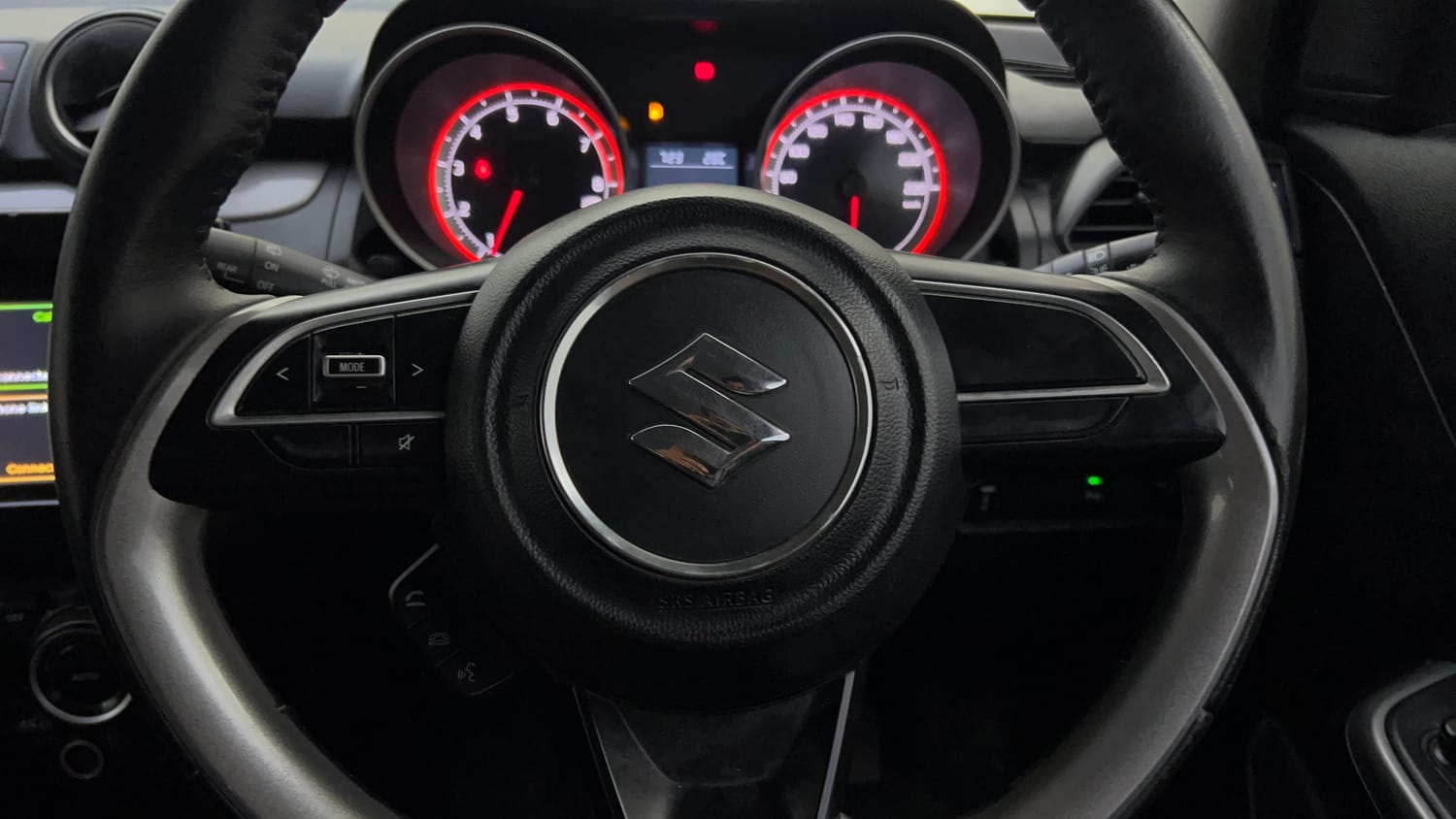 Used 2018 Maruti Suzuki Swift ZXi AMT Petrol Automatic top_features Airbags