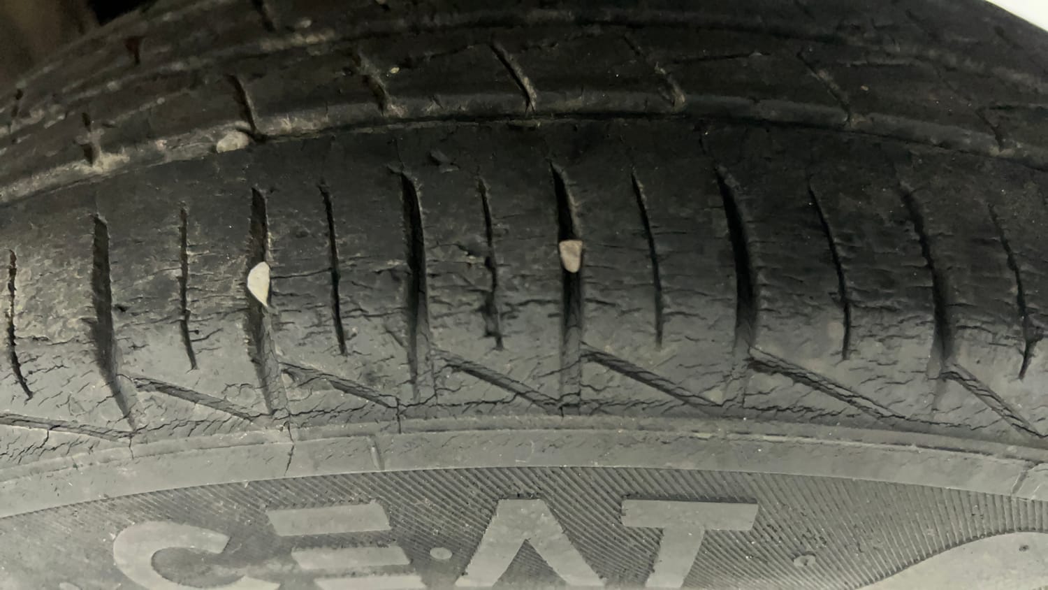 Used 2019 Maruti Suzuki Alto 800 LXi Petrol Manual tyres LEFT REAR TYRE TREAD VIEW