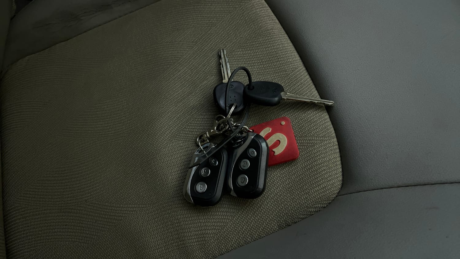 Used 2011 Hyundai i10 Magna 1.2 Kappa2 Petrol Manual extra CAR KEY VIEW