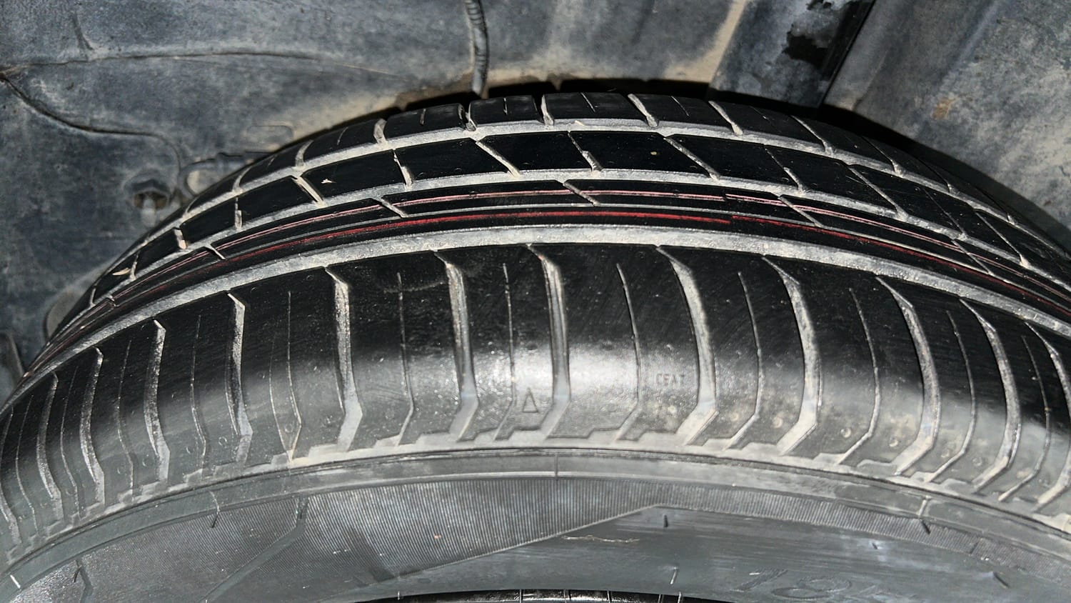 Used 2022 Tata Punch Pure MT Petrol Manual tyres LEFT REAR TYRE TREAD VIEW