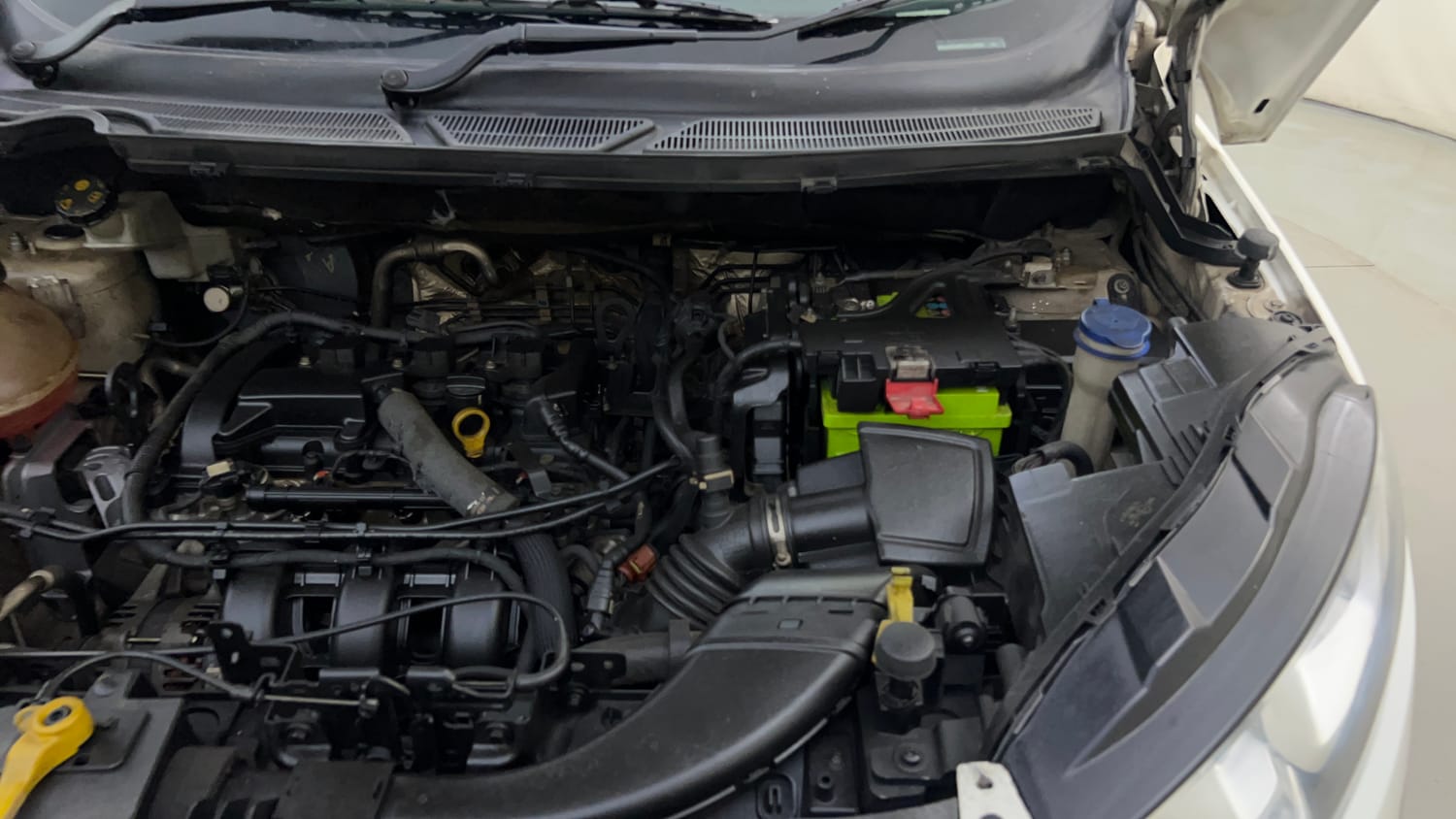 Used 2018 Ford EcoSport Titanium + 1.5L Ti-VCT AT Petrol Automatic engine ENGINE LEFT SIDE HINGE & APRON VIEW