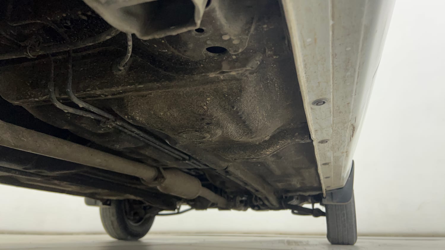 Used 2019 Maruti Suzuki Alto 800 LXi Petrol Manual extra REAR RIGHT UNDERBODY VIEW