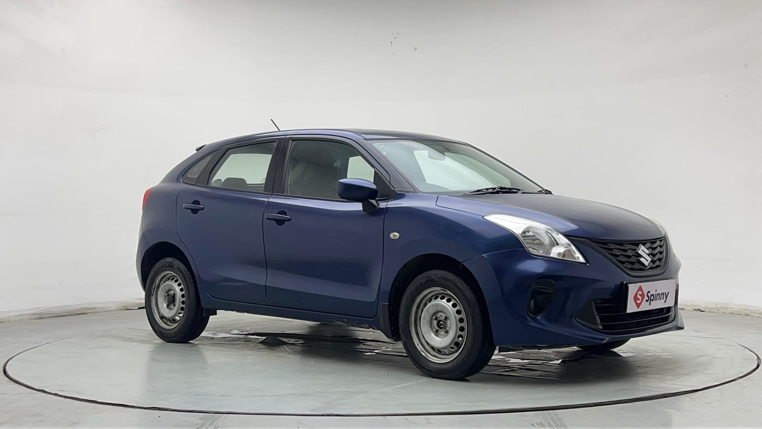 Used 2019 Maruti Suzuki Baleno Sigma 1.2 Petrol Manual exterior RIGHT FRONT CORNER VIEW