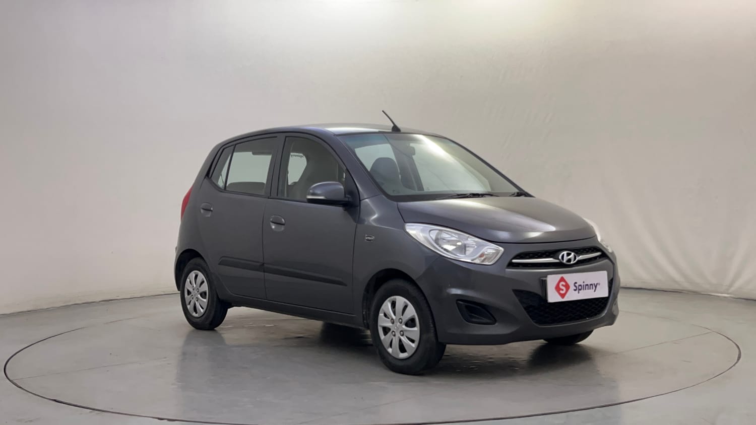 Used 2011 Hyundai i10 Magna 1.2 Kappa2 Petrol Manual exterior RIGHT FRONT CORNER VIEW