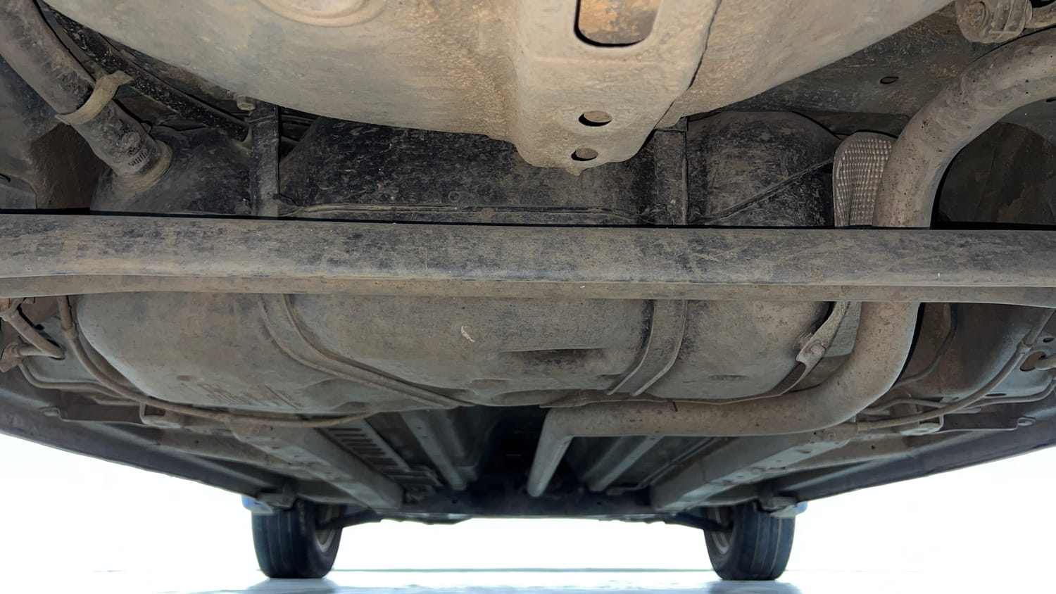 Used 2012 Maruti Suzuki Swift ZDi Diesel Manual extra REAR UNDERBODY VIEW (TAKEN FROM REAR)