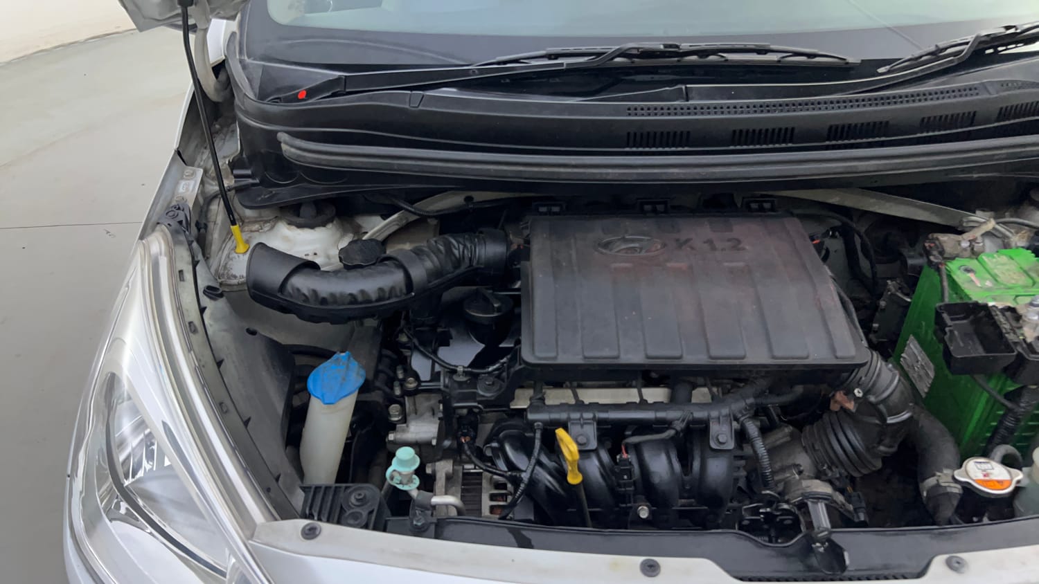 Used 2017 Hyundai Grand i10 Sportz 1.2 Kappa VTVT Petrol Manual engine ENGINE RIGHT SIDE HINGE & APRON VIEW