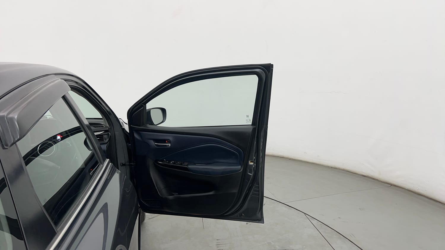 Used 2022 Maruti Suzuki Baleno Zeta MT Petrol Manual interior RIGHT FRONT DOOR OPEN VIEW