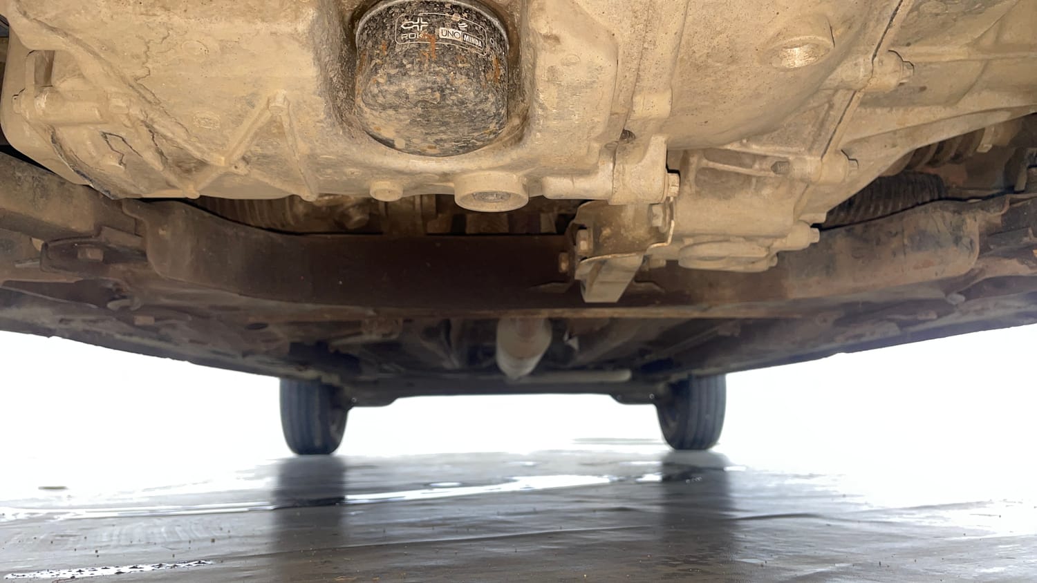 Used 2020 Renault Triber RXZ Petrol Manual extra FRONT LEFT UNDERBODY VIEW
