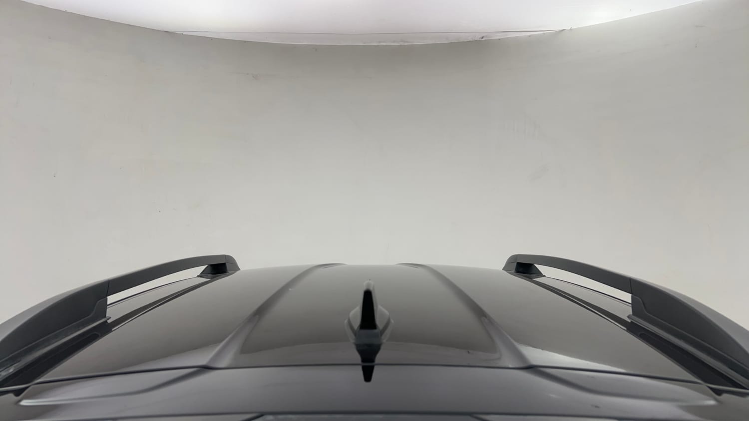 Used 2026 Renault Kiger Emotion CVT Turbo Dual Tone Petrol Automatic exterior EXTERIOR ROOF VIEW