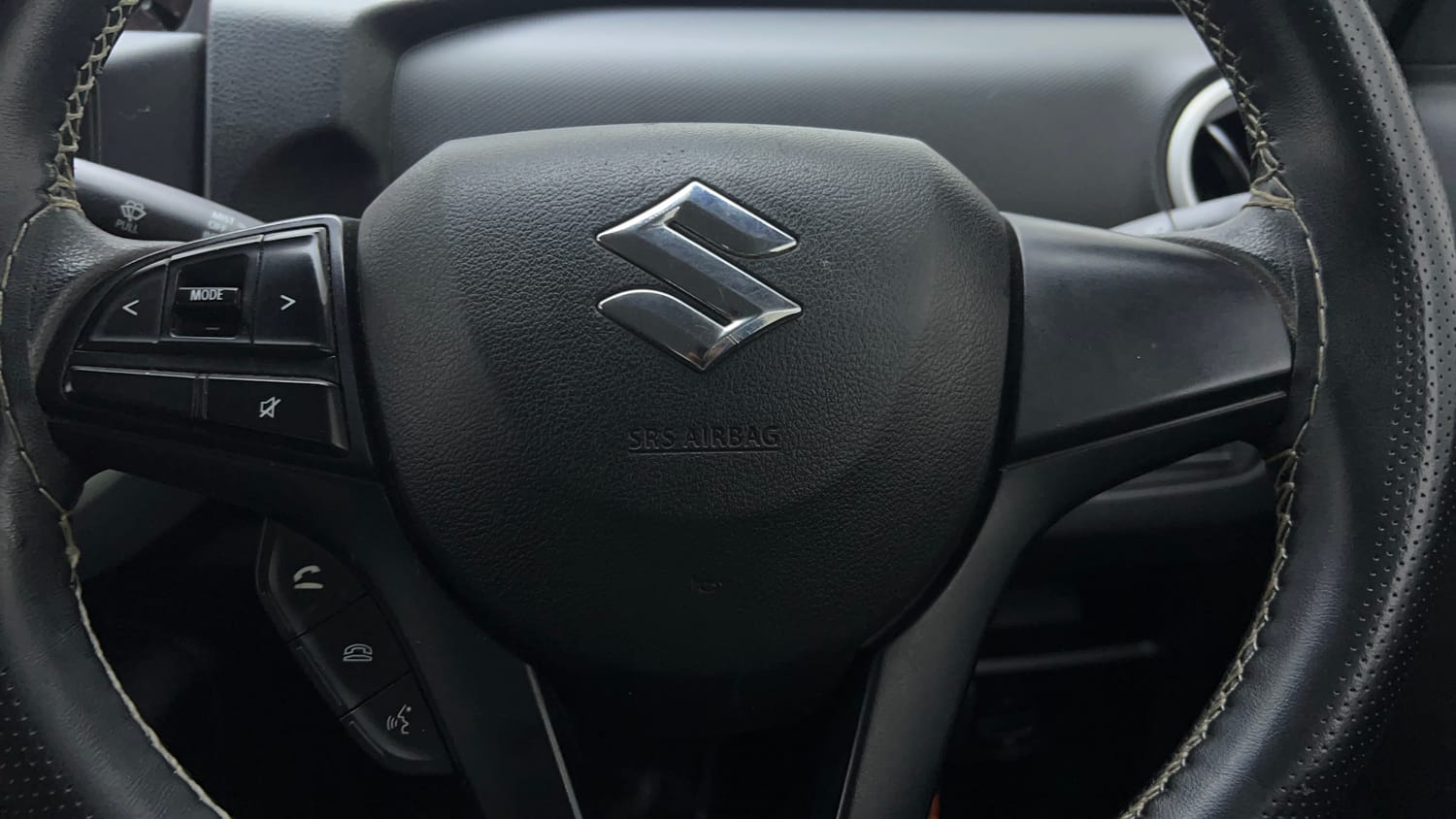 Used 2019 Maruti Suzuki S-Presso VXi Plus AMT Petrol Automatic top_features Airbags