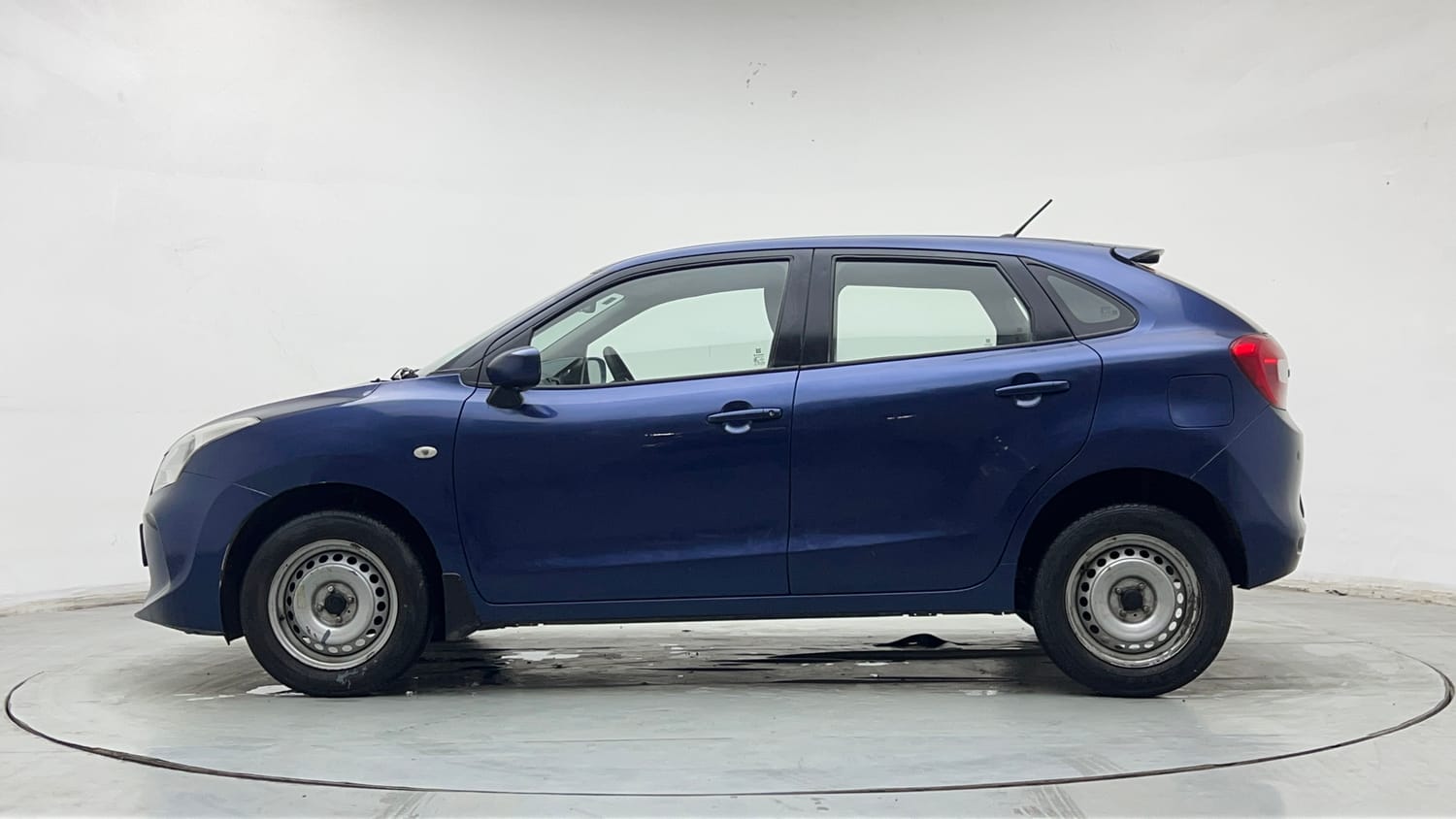 Used 2019 Maruti Suzuki Baleno Sigma 1.2 Petrol Manual exterior LEFT SIDE VIEW