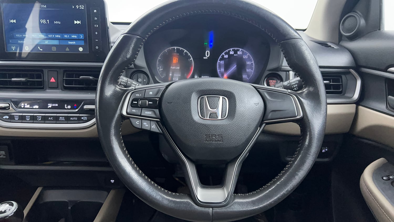 Used 2023 Honda Elevate VX MT Petrol Manual interior STEERING VIEW