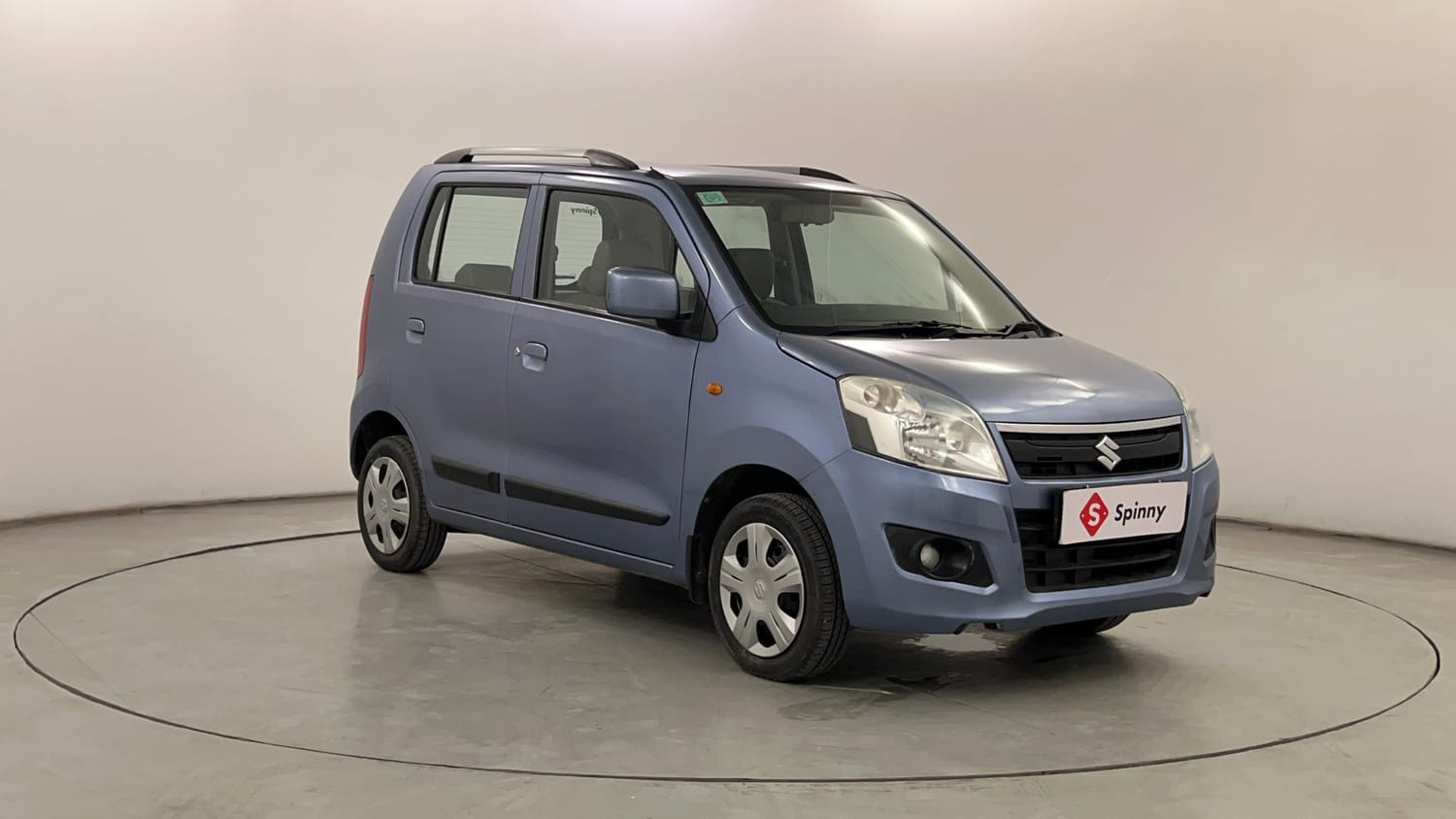 Used 2016 Maruti Suzuki Wagon R 1.0 VXI AMT Petrol Automatic exterior RIGHT FRONT CORNER VIEW