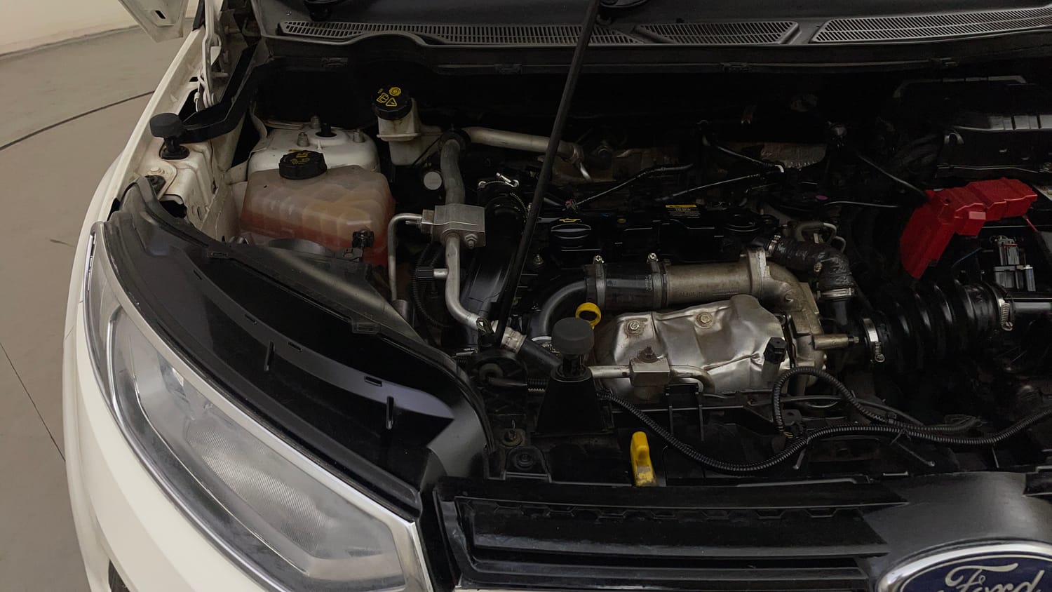 Used 2016 Ford EcoSport Ambiente 1.5L TDCi Diesel Manual engine ENGINE RIGHT SIDE VIEW