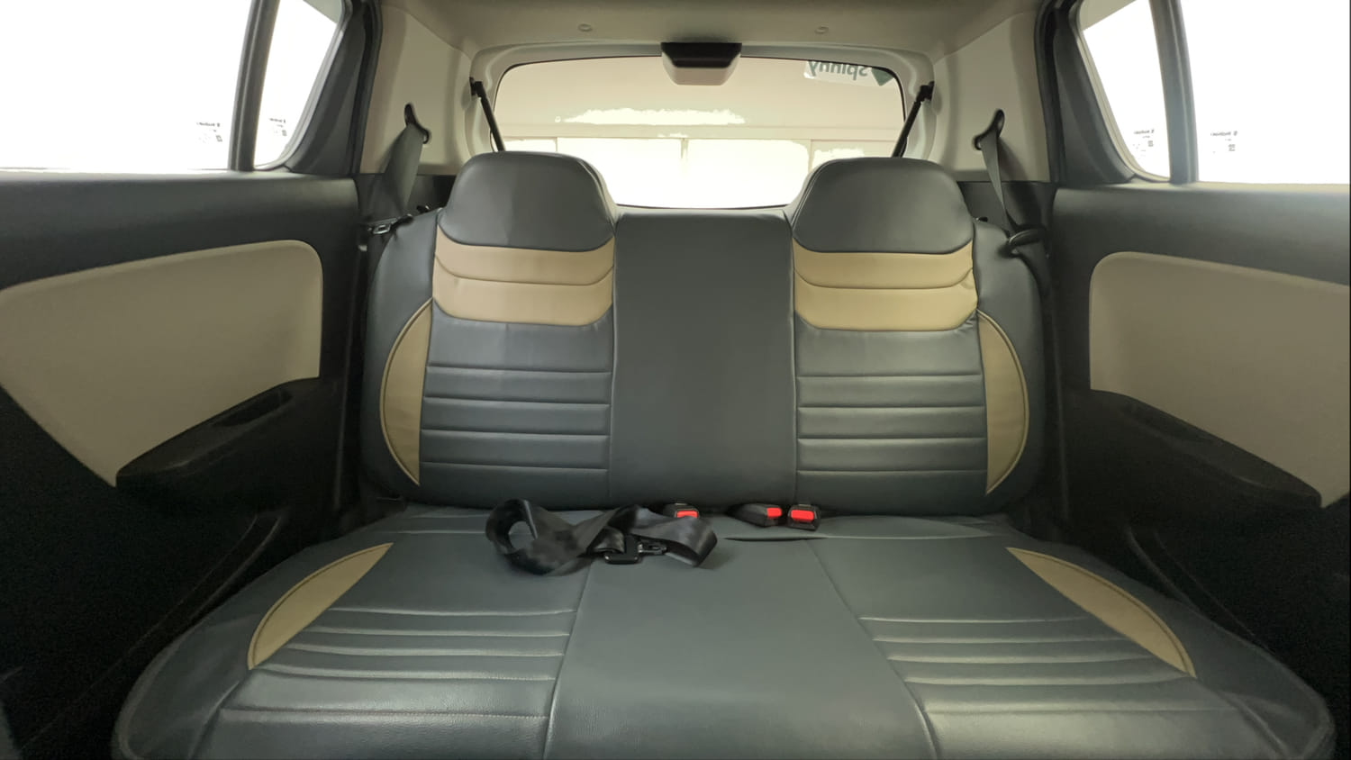 Used 2019 Maruti Suzuki Alto 800 LXi Petrol Manual interior REAR SEAT CONDITION VIEW
