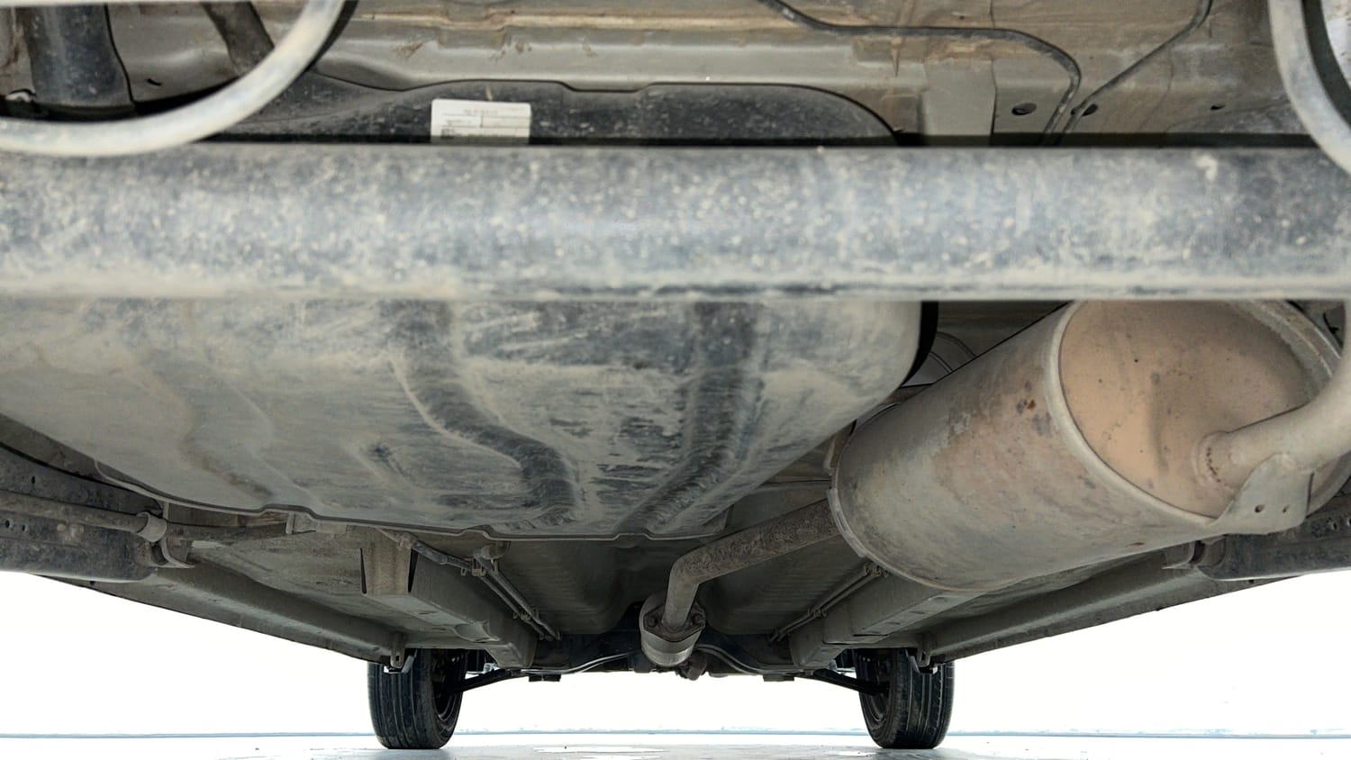 Used 2018 Maruti Suzuki Wagon R 1.0 VXI AMT Petrol Automatic extra REAR UNDERBODY VIEW (TAKEN FROM REAR)