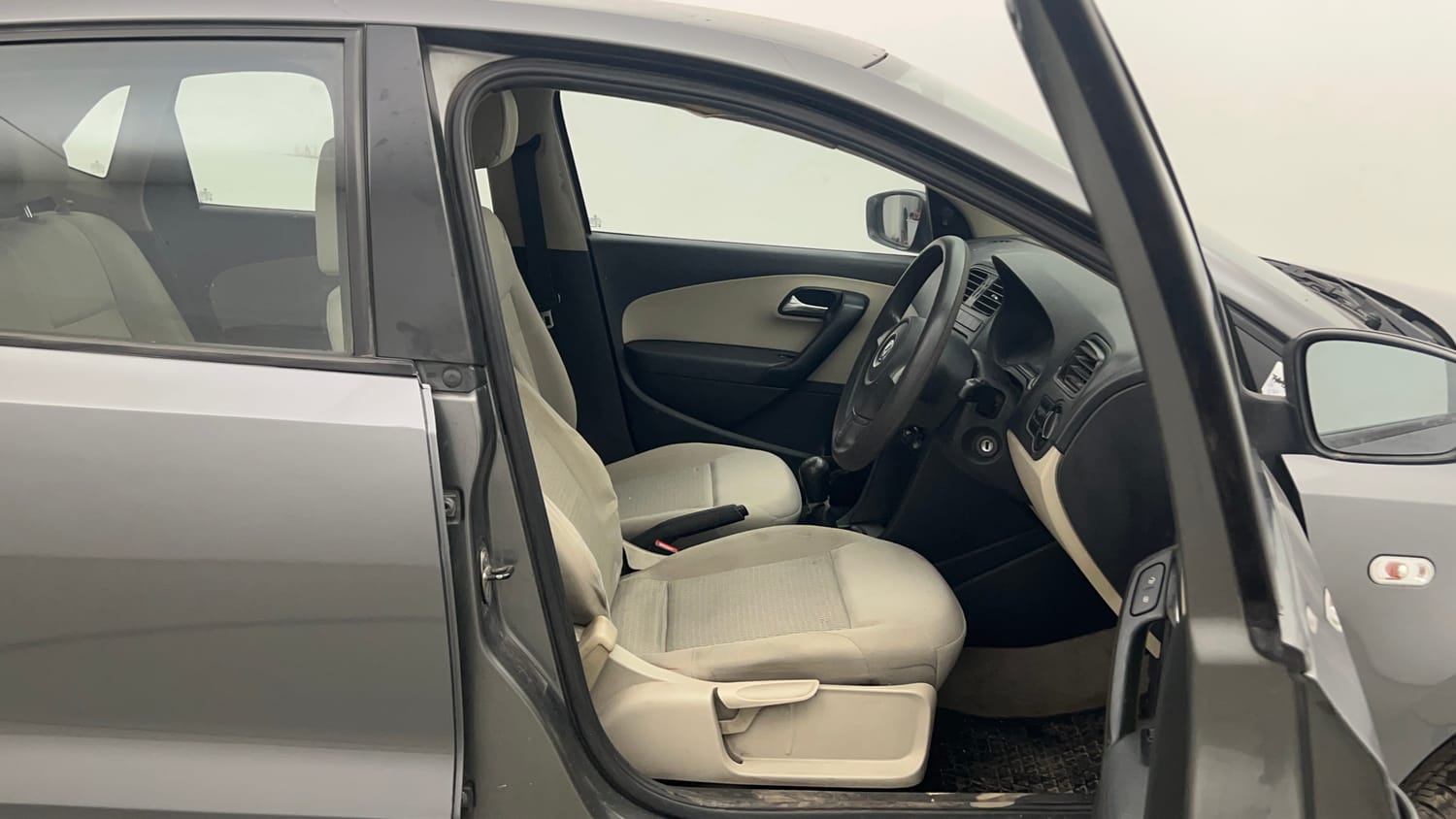 Used 2013 Volkswagen Polo Trendline 1.2L (P) Petrol Manual interior RIGHT SIDE FRONT DOOR CABIN VIEW