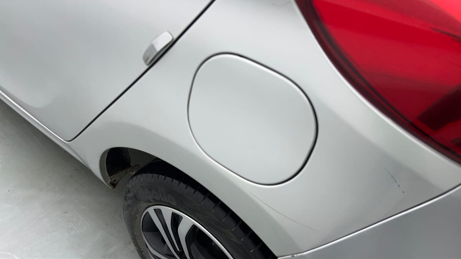 Used 2019 Tata Tiago Revotron XZ Petrol Manual dents MINOR SCRATCH