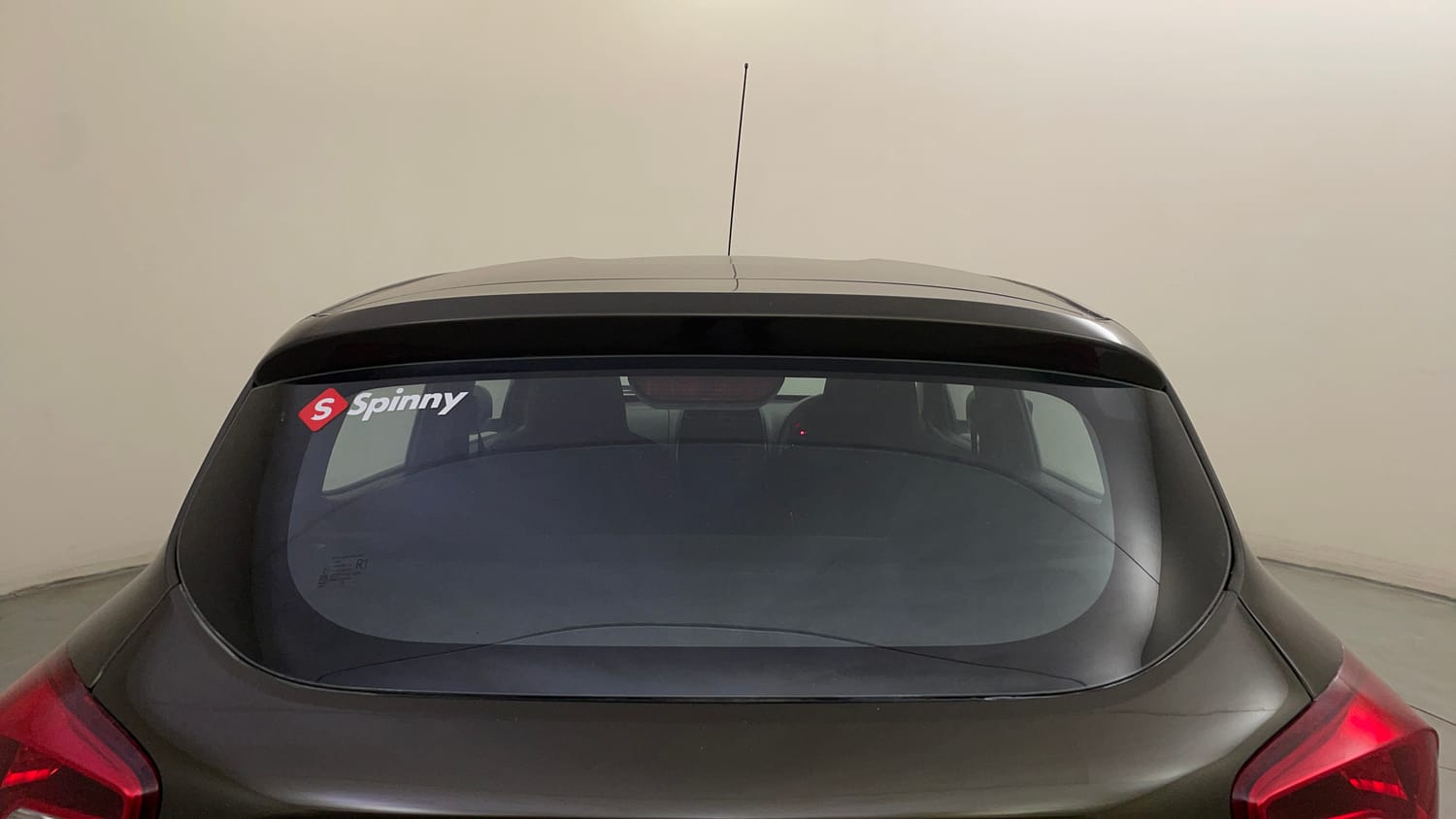 Used 2019 Renault Kwid RXT Opt Petrol Manual exterior BACK WINDSHIELD VIEW