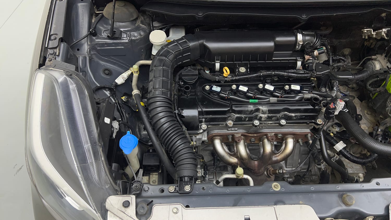 Used 2020 Toyota Glanza V CVT Petrol Automatic engine ENGINE RIGHT SIDE VIEW
