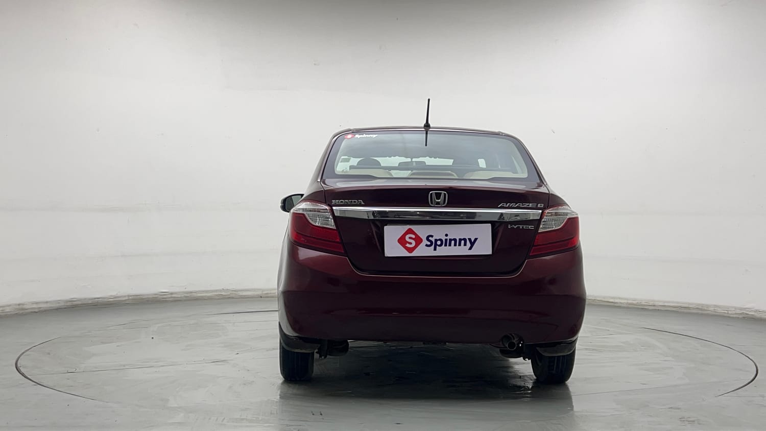 Used 2016 Honda Amaze 1.2 S i-VTEC Petrol Manual exterior BACK VIEW