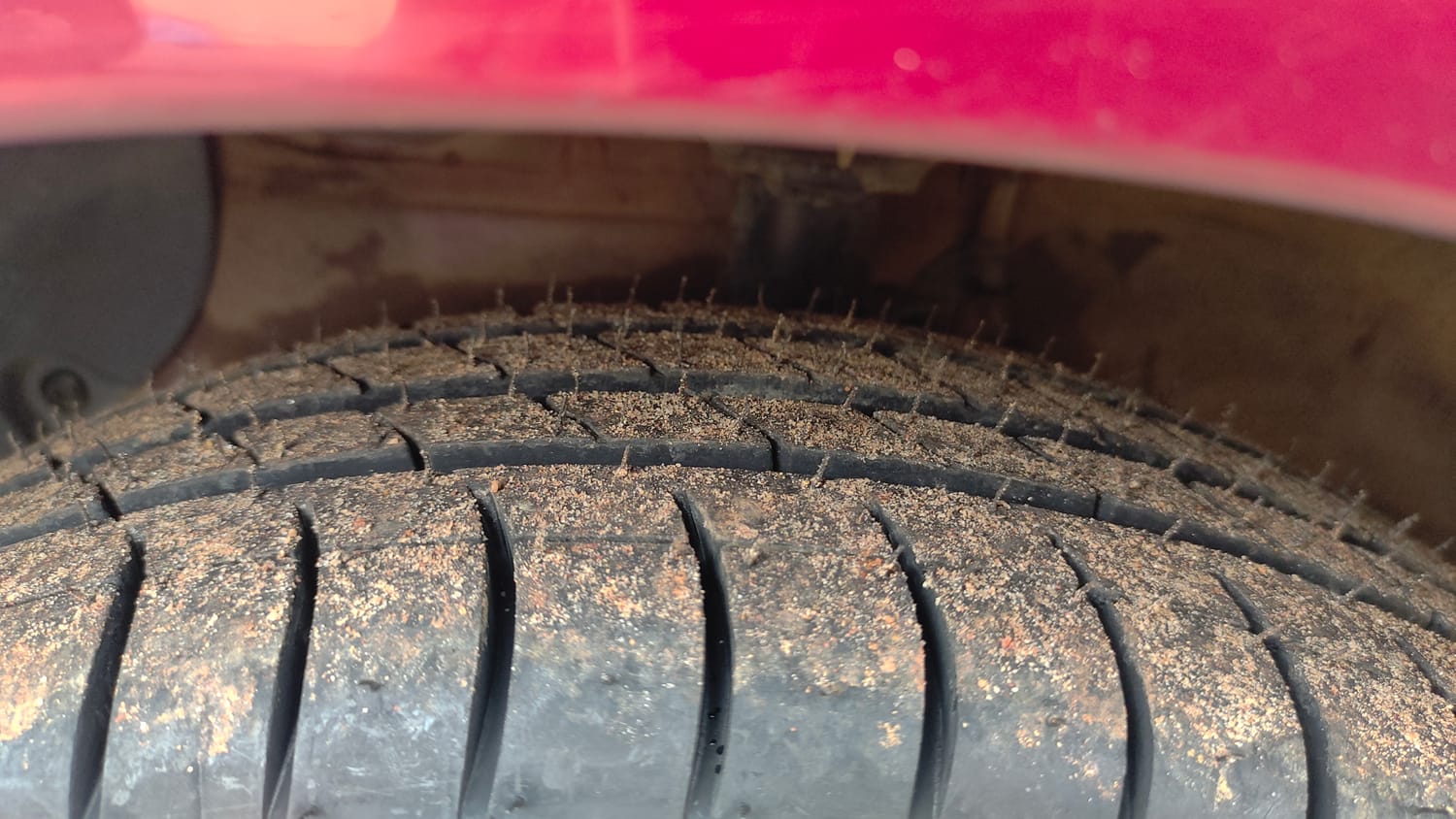 Used 2017 Hyundai Xcent SX 1.2 Petrol Manual tyres LEFT FRONT TYRE TREAD VIEW