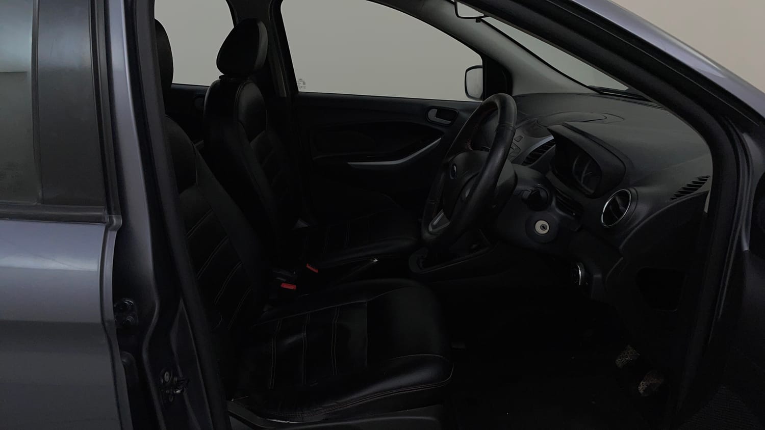 Used 2015 Ford Figo Trend 1.2 Ti-VCT Petrol Manual interior RIGHT SIDE FRONT DOOR CABIN VIEW