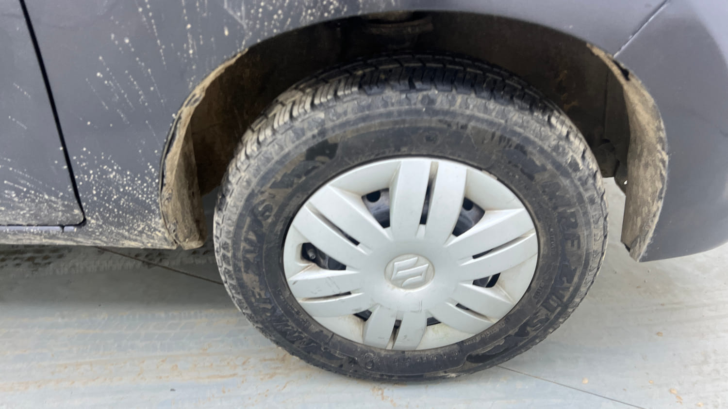 Used 2020 Maruti Suzuki Alto 800 VXi Petrol Manual tyres RIGHT FRONT TYRE RIM VIEW