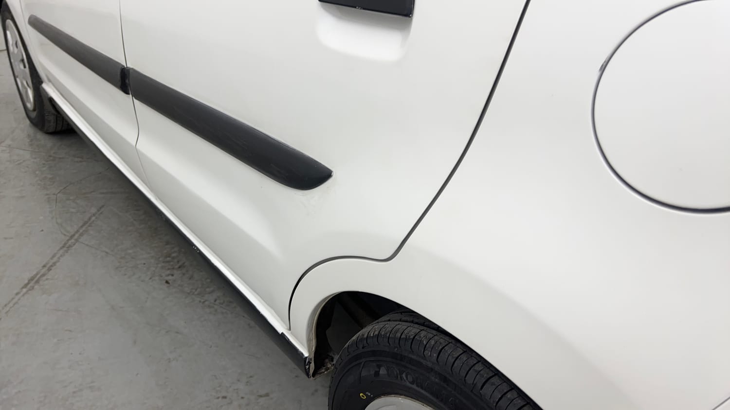 Used 2013 Maruti Suzuki A-Star VXI Petrol Manual dents MINOR SCRATCH
