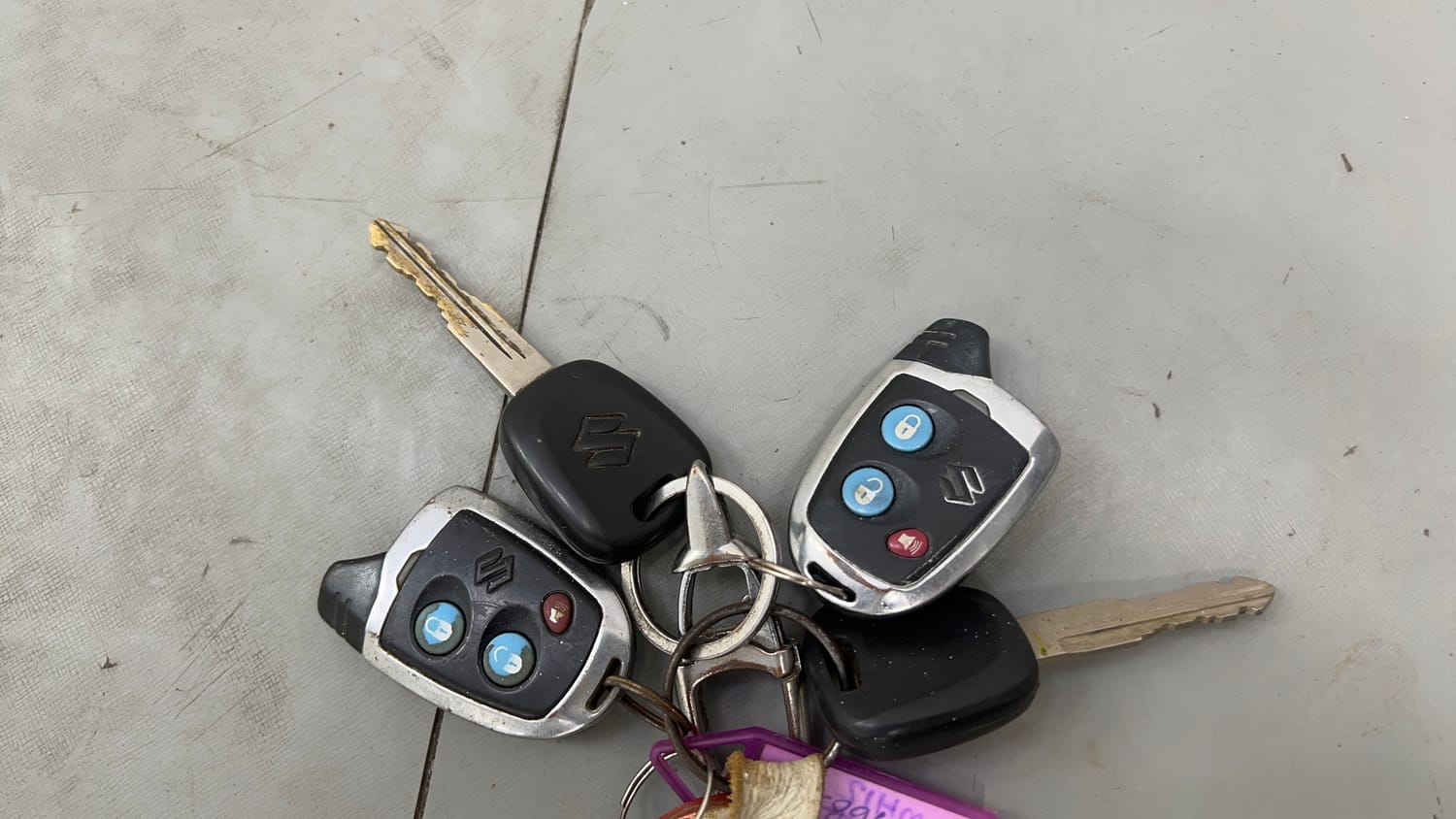 Used 2013 Maruti Suzuki A-Star VXI Petrol Manual extra CAR KEY VIEW