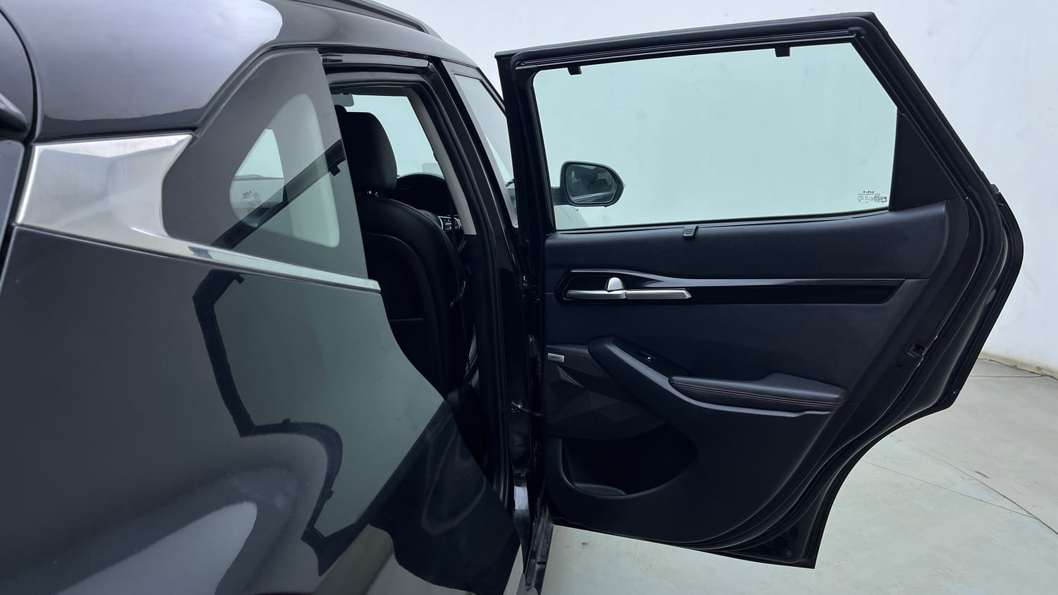 Used 2022 Kia Seltos GTX Plus 1.4 DCT Petrol Automatic interior RIGHT REAR DOOR OPEN VIEW