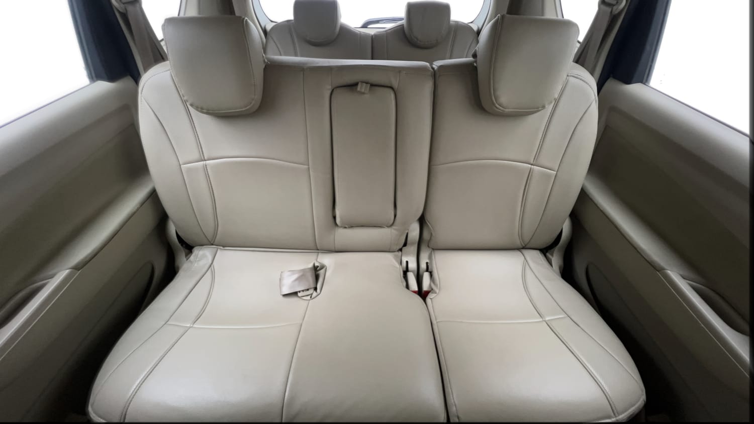 Used 2018 Maruti Suzuki Ertiga ZXI+ Petrol Manual interior REAR SEAT CONDITION VIEW