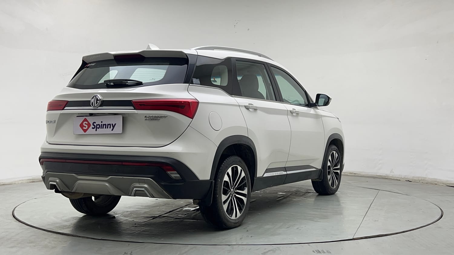 Used 2021 MG Motors Hector Sharp 1.5 Petrol Turbo DCT Petrol Automatic exterior RIGHT REAR CORNER VIEW