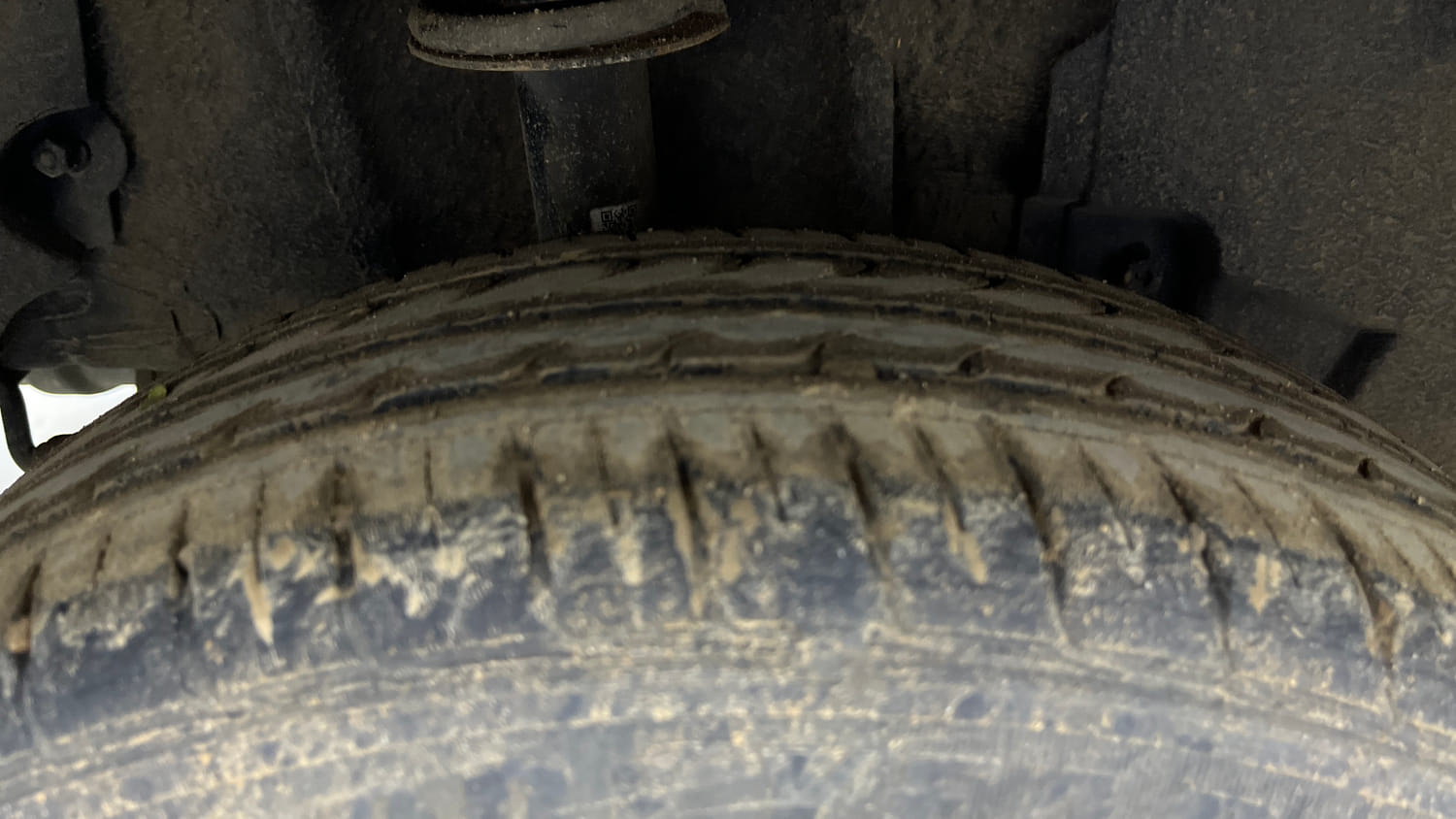 Used 2021 Tata Tigor XZ Plus Petrol Manual tyres RIGHT REAR TYRE TREAD VIEW
