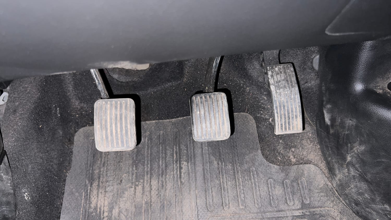 Used 2017 Hyundai Grand i10 Sportz 1.2 Kappa VTVT Petrol Manual interior PEDALS VIEW