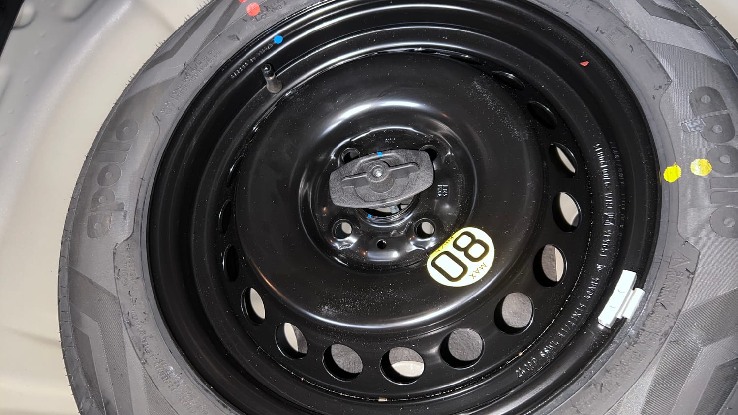 Used 2024 Toyota Glanza V AMT Petrol Automatic tyres SPARE TYRE VIEW