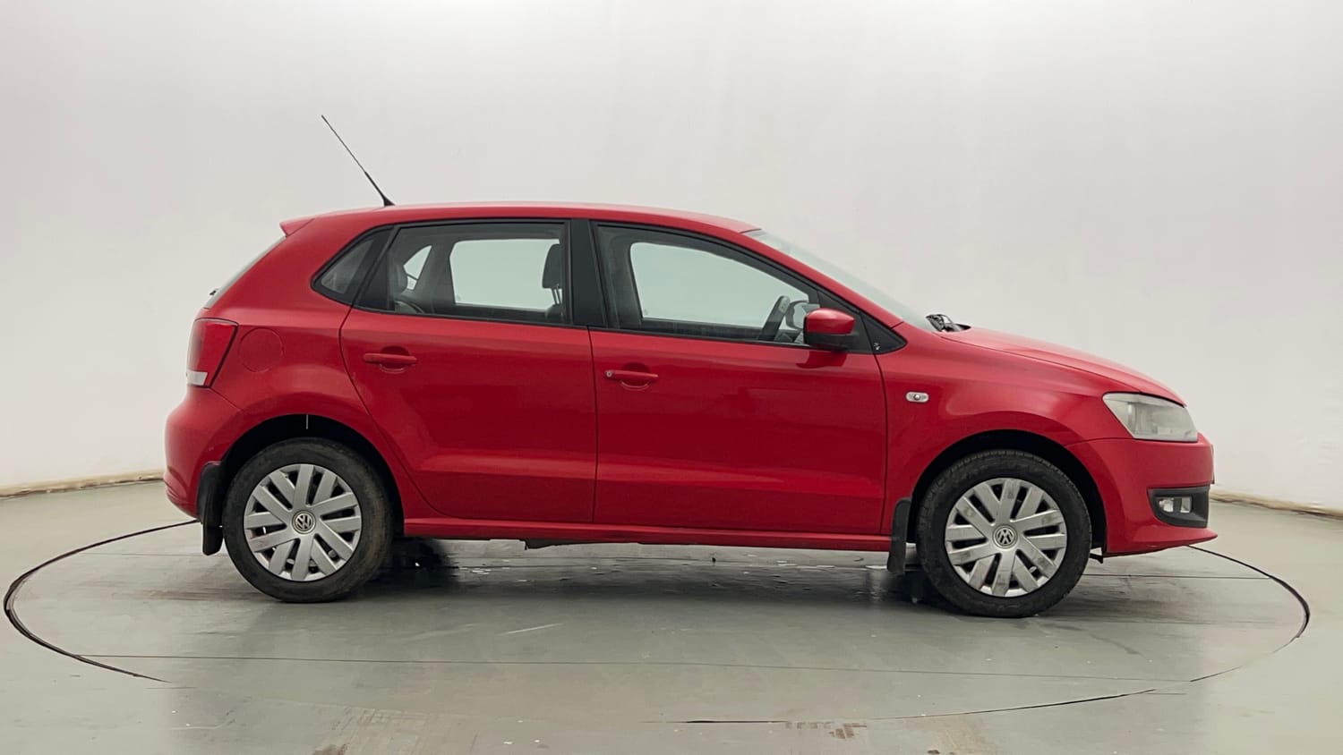 Used 2012 Volkswagen Polo Comfortline 1.2L (P) Petrol Manual exterior RIGHT SIDE VIEW