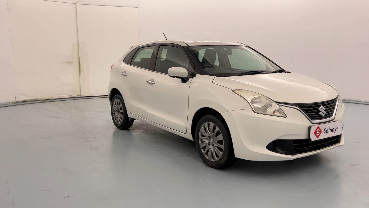 Used 2019 Maruti Suzuki Baleno Zeta 1.2 Petrol Manual exterior RIGHT FRONT CORNER VIEW