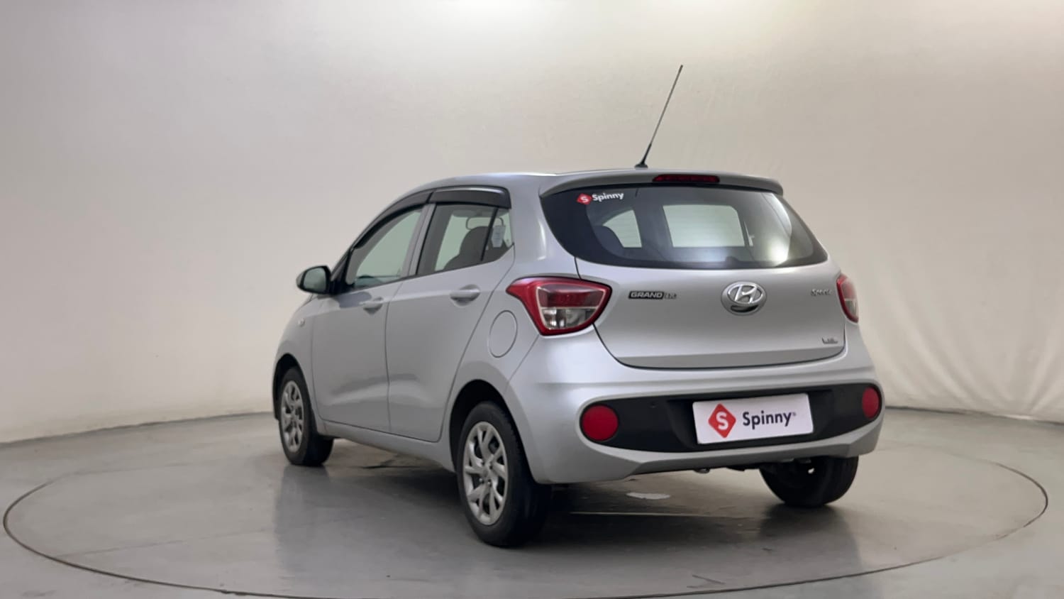 Used 2017 Hyundai Grand i10 Sportz 1.2 Kappa VTVT Petrol Manual exterior LEFT REAR CORNER VIEW