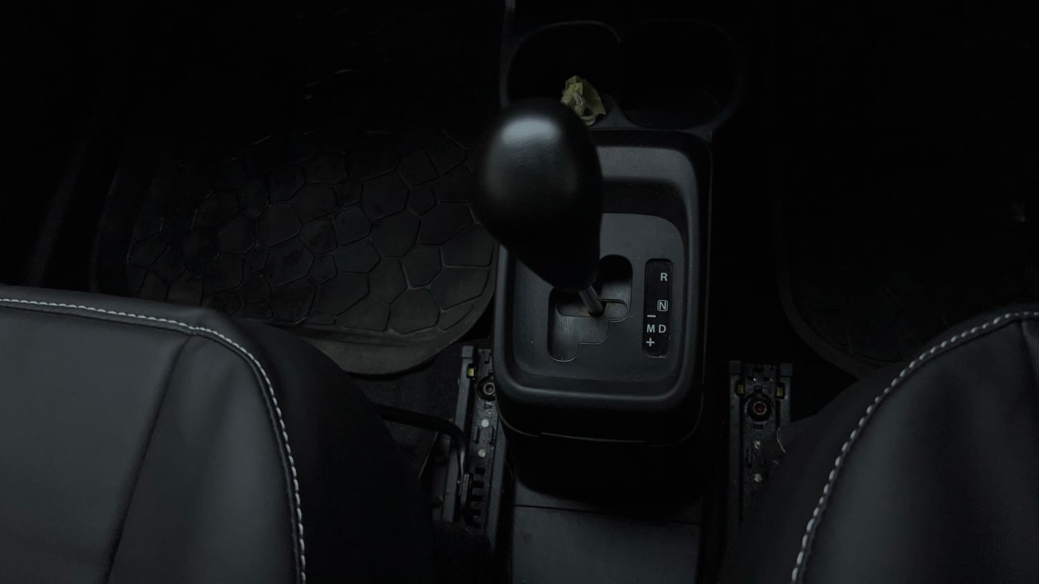 Used 2019 Maruti Suzuki S-Presso VXi Plus AMT Petrol Automatic interior GEAR  KNOB VIEW